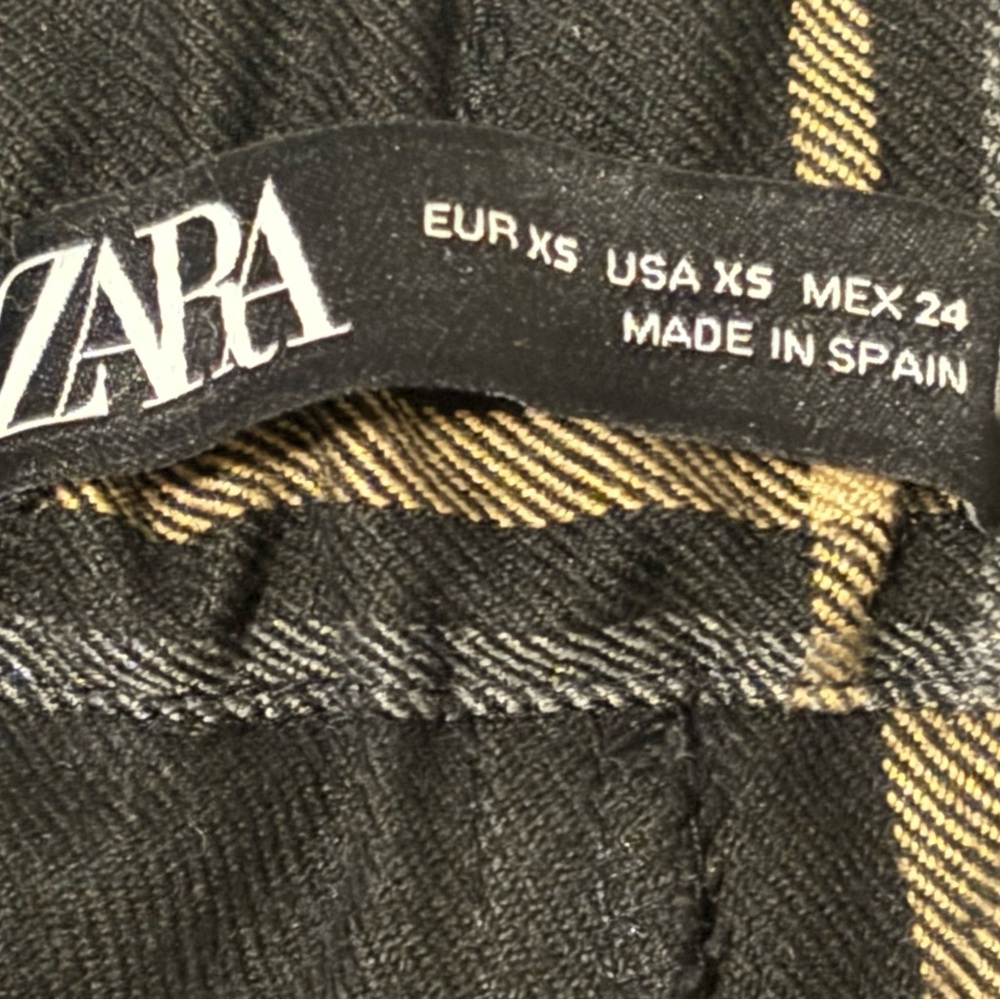 Zara Black Check pants Size Xs with turn-up hems Fall Winter Work Attire Casual - Picture 6 of 6